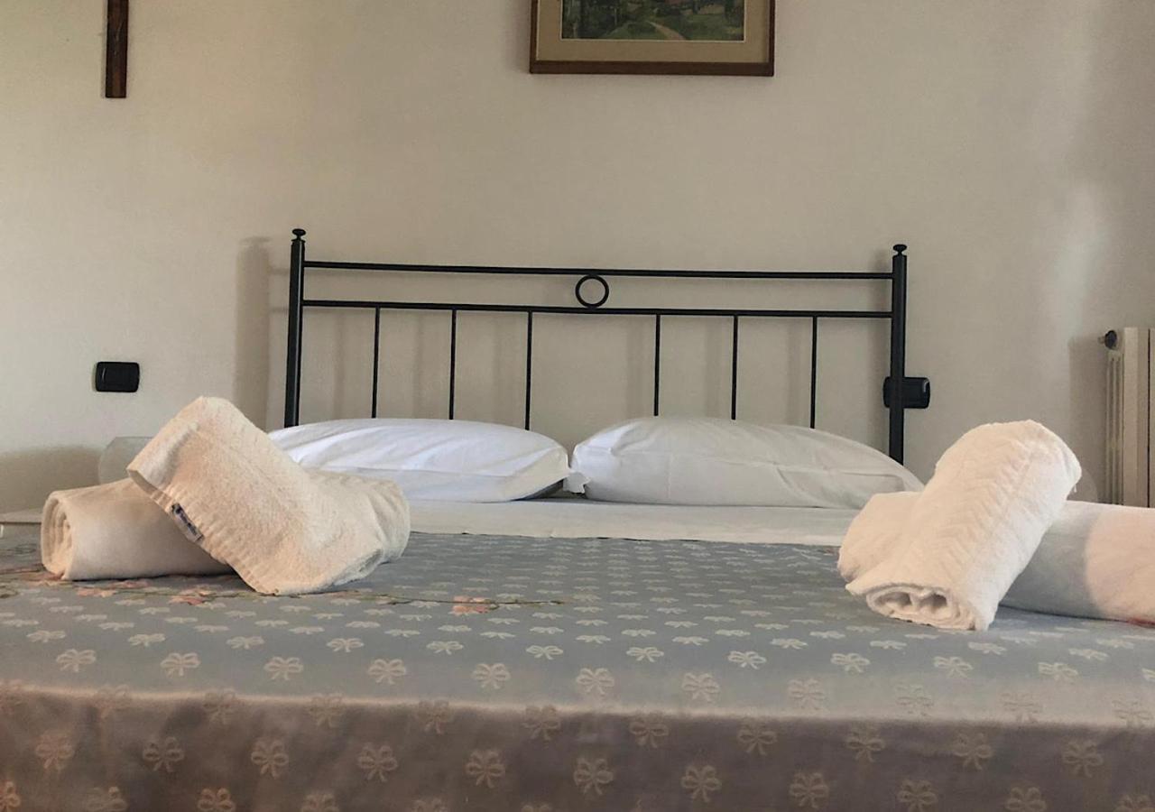 Villa Elena Appartamento In Villa Montinelle Exteriér fotografie