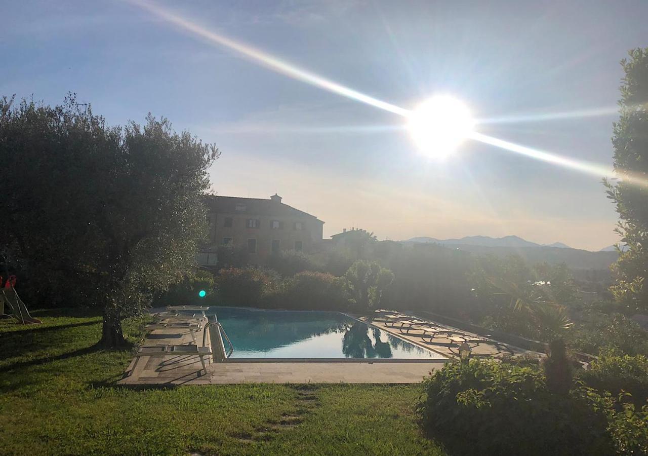 Villa Elena Appartamento In Villa Montinelle Exteriér fotografie
