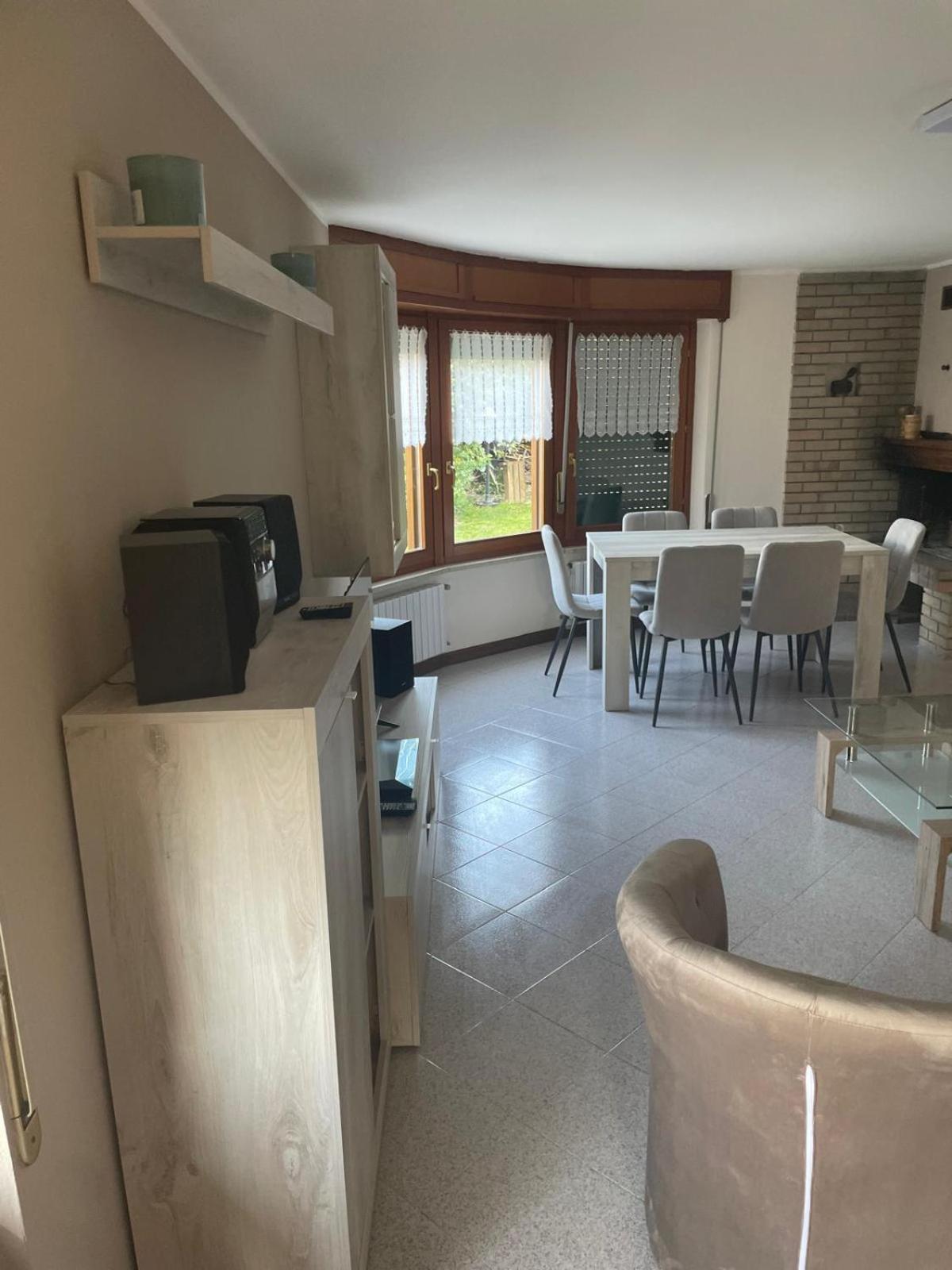Villa Elena Appartamento In Villa Montinelle Exteriér fotografie